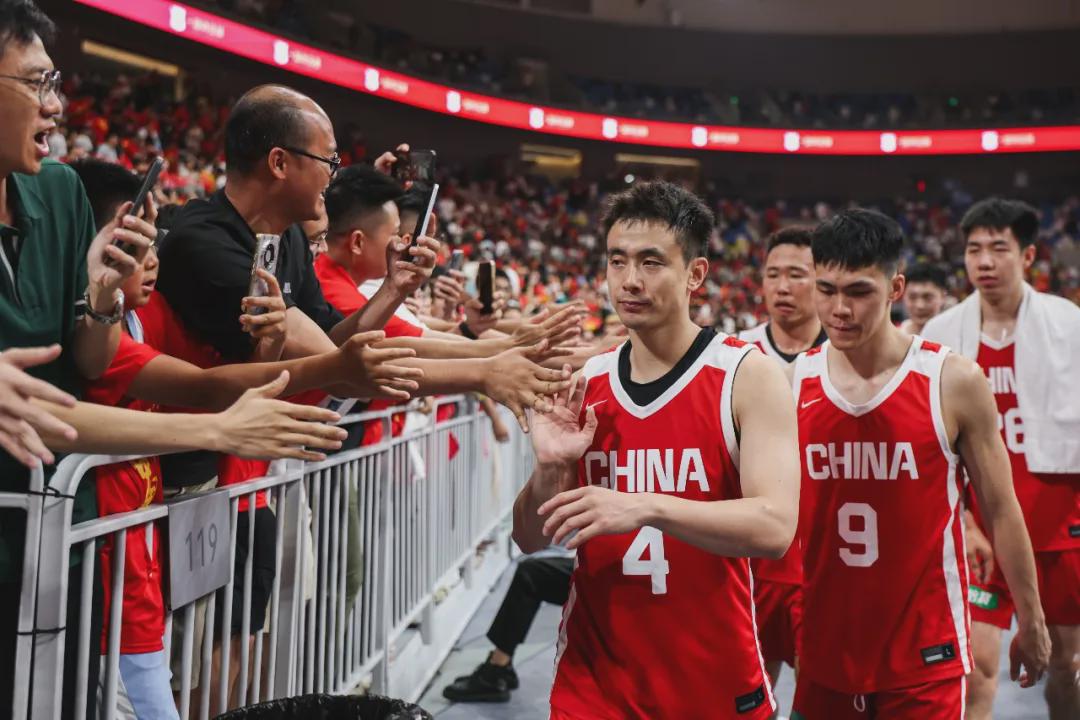 新一代理想L6定档7月16日发布！李想：它会是这个级别的体验之 王